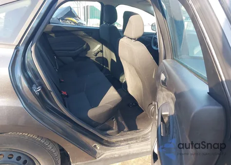 2018 Ford Focus S from USA, damaged, VIN 1FADP3E24JL309050